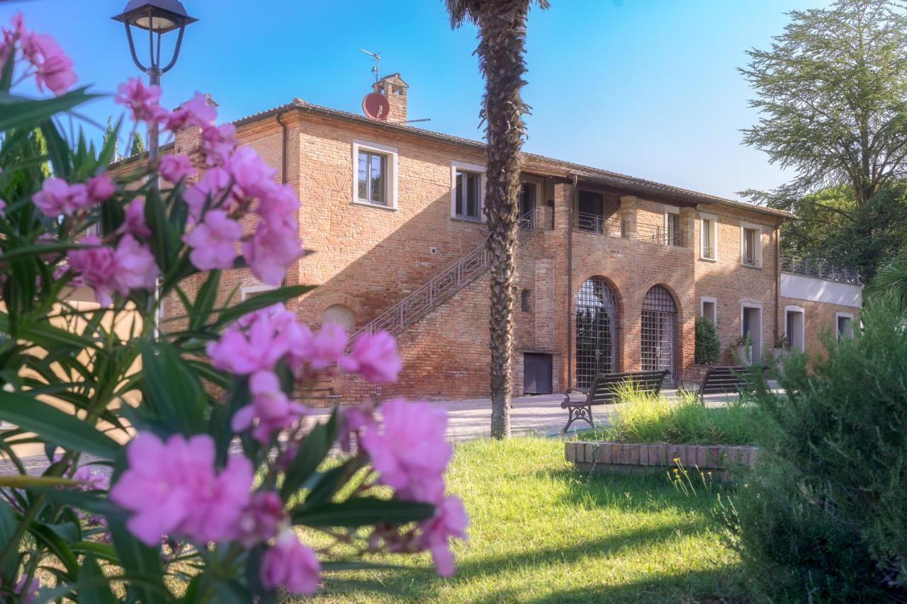 Petrignano Del Lago Poste Del Chiugi 빌라 외부 사진