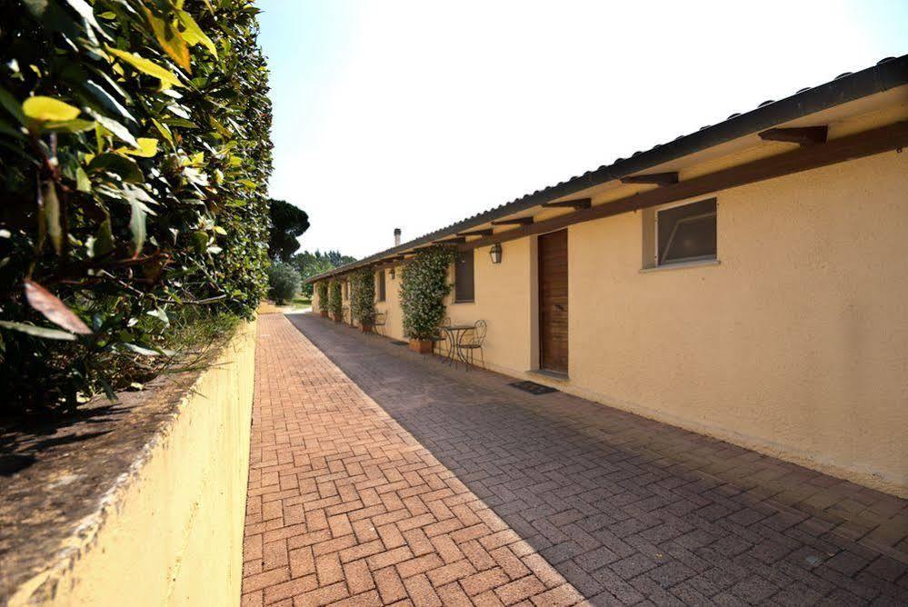 Petrignano Del Lago Poste Del Chiugi 빌라 외부 사진